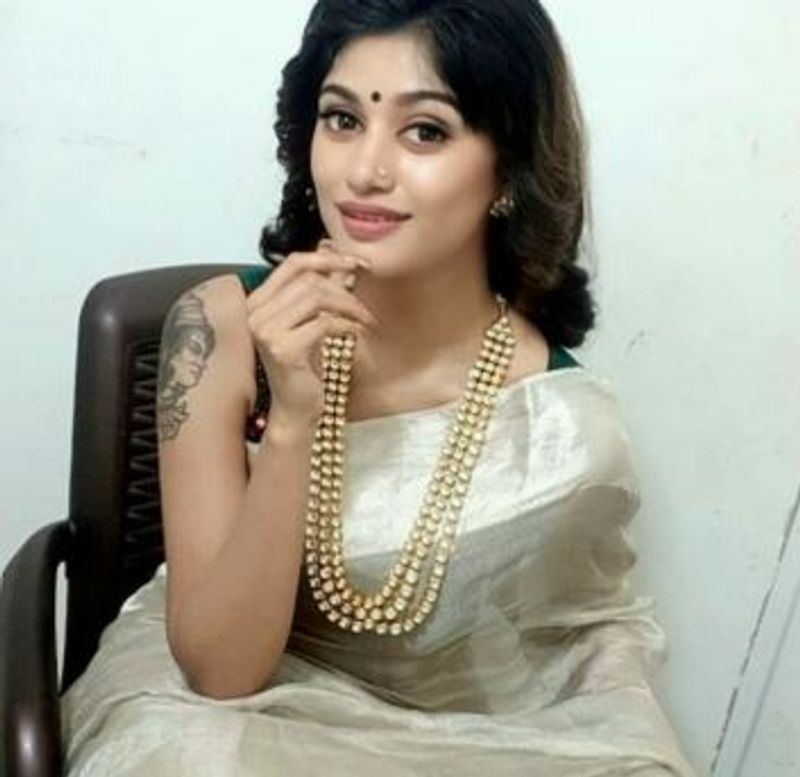 ஸ்டைலிஷாக ஒரு ஸ்டில்