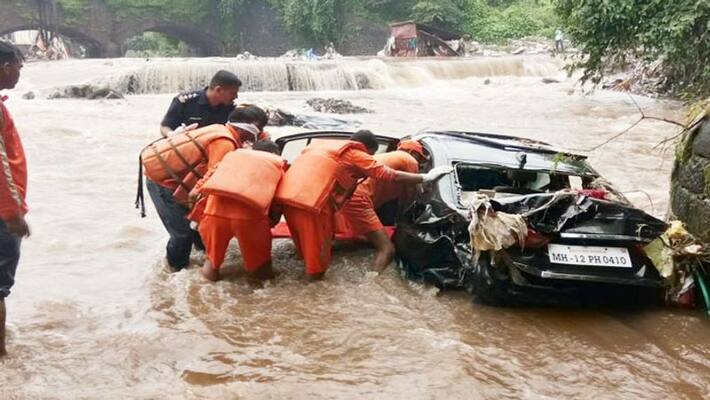Heavy rains continue in Pune, 7 killed; Announcement of leave in school colleges Heavy rains continue in Pune, 7 killed; Announcement of leave in school colleges
