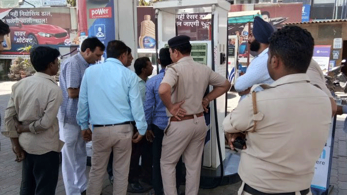 Cybercrime case 2 lakh rupees withdrawn from account in dhanbad Jharkhand Cybercrime case 2 lakh rupees withdrawn from account in dhanbad Jharkhand