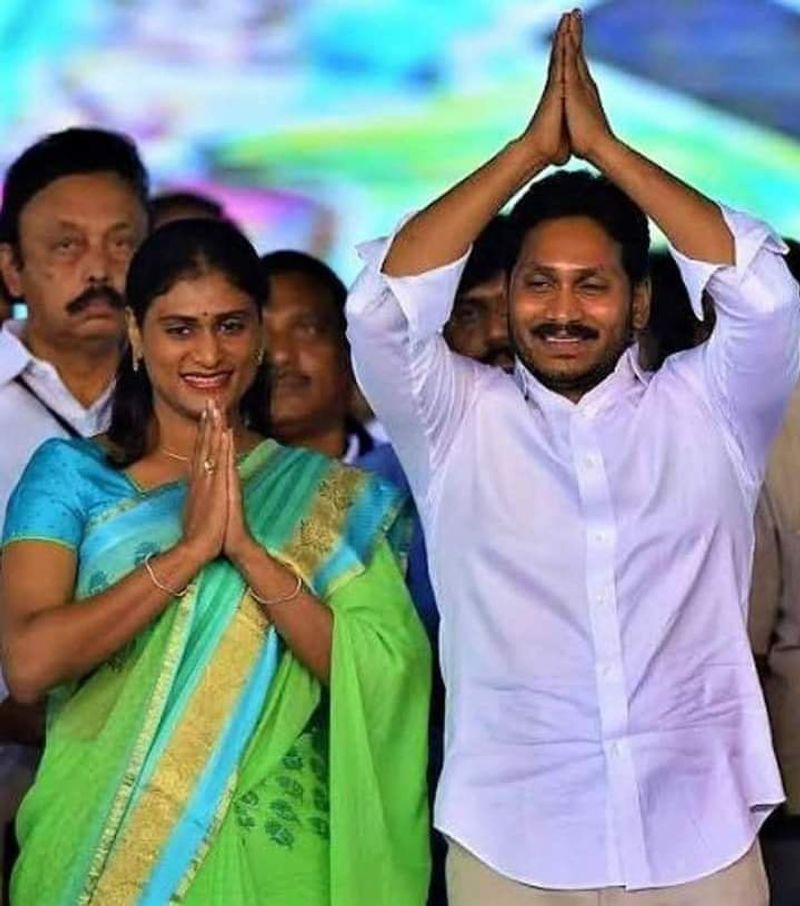 షర్మిల, జగన్ ల మధ్య పొరపచ్చాలు ఉన్నాయనేది తరచుగా వినిపించే మాట. వారి మధ్య అభిప్రాయభేదాలు ఉన్నాయని స్వయంగా వైసీపీ నేతలే బహిరంగంగా పేర్కొన్నారు. షర్మిల చేసిన ఈ వ్యాఖ్యలు దానికి మరింత ఆజ్యం పోశాయి.