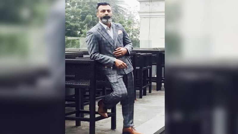 मेहता फिलहाल रीड एंड टेलर और कई कमर्शियल की पहचान बने हुए हैं। उन्होंने दो तमिल फिल्मों में भी रोल किया है।