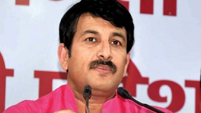 भोजपुरी के गायक, एक्टर और बीजेपी नेता मनोज तिवारी 'बिग बॉस' के सीजन में बतौर कंटेस्टेंट आए थे। इनके साथ श्वेता तिवारी भी थीं, जो इस सीजन की विजेता रही थीं। शो में उन्होंने अपने बयानों और झगड़ों के चलते खूब सुर्खियां बटोरी थी।