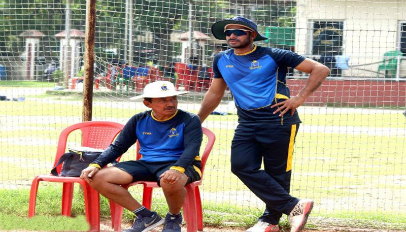 గ్రూప్ డీలో ఢిల్లీ, ముంబై, మహారాష్ట్ర, హిమాచల్ ప్రదేశ్, రాజస్థాన్, పుదుచ్చేరి జట్లు ఉంటాయి. గ్రూప్ డీకి సంబంధించిన మ్యాచులన్నీ జైపూర్ వేదికగా జరుగుతాయి. గ్రూప్ ఈలో జమ్మూ కశ్మీర్, సౌరాష్ట్ర, హర్యానా, ఛండీఘర్, సర్వీసెస్ జట్లు ఉంటాయి. ఈ గ్రూప్ మ్యాచులన్నీ కోల్కత్తా వేదికగా జరుగుతాయి.