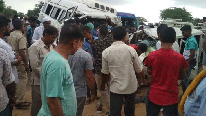 16 people killed in road accident car collided with bus jodhpur 16 people killed in road accident car collided with bus jodhpur