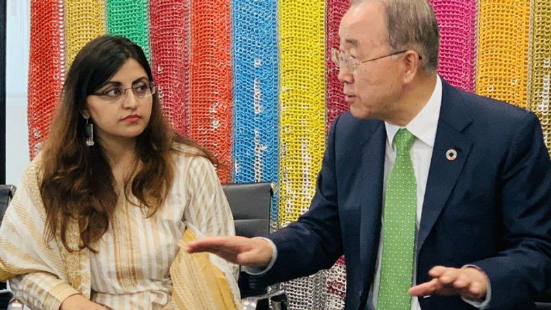 पिछले महीने अमेरिका पहुंची 32 साल की गुलालई अपनी बहन के साथ न्यूयॉर्क के ब्रुकलिन में रह रही हैं। नवंबर 2018 में उनके खिलाफ आईएसआई ने देश विरोधी गतिविधियों में शामिल होने का आरोप लगाया था। इसके बाद इस्लामाबाद हाईकोर्ट से उन्हें एक्जिट कंट्रोल लिस्ट (ब्लैकलिस्ट) में डालने की मांग की गई थी।