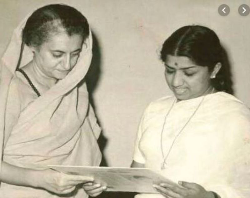 இந்திரா காந்தியுடன் எடுத்து கொண்ட புகைப்படம்
