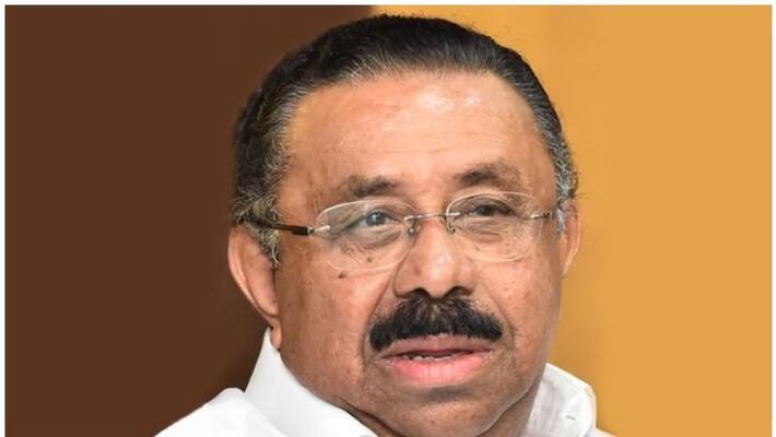 Congress demands special flight to bring back expatriate Dharna near Rajbhavan Congress demands special flight to bring back expatriate Dharna near Rajbhavan