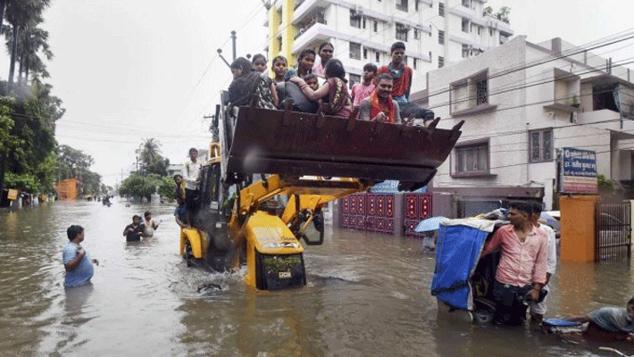 Monsoon refuses to relent, over 100 dead in Uttar Pradesh and Bihar Monsoon refuses to relent, over 100 dead in Uttar Pradesh and Bihar