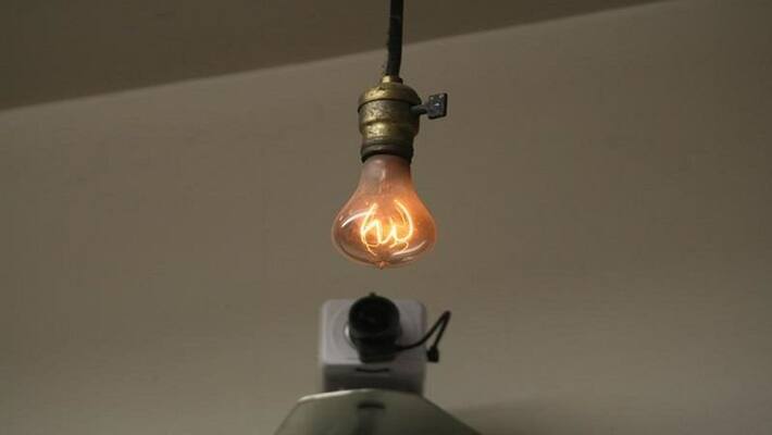 This bulb has been burning continuously for 118 years, recorded in Guinness Book This bulb has been burning continuously for 118 years, recorded in Guinness Book