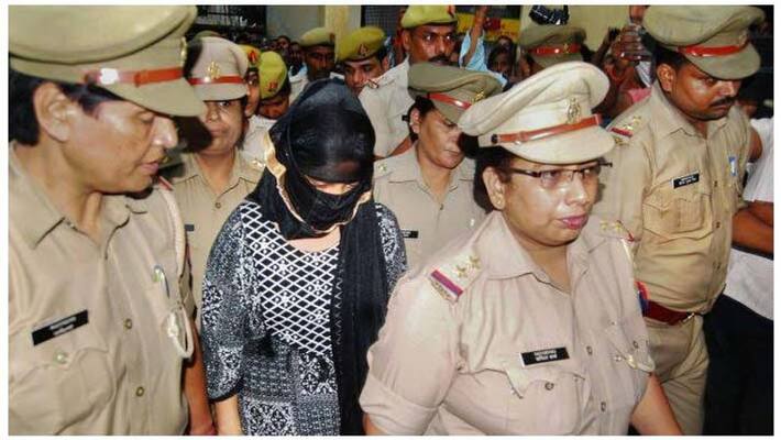 hearing in the court today on the bail application of both Swami chinmayanand and rape victim student hearing in the court today on the bail application of both Swami chinmayanand and rape victim student
