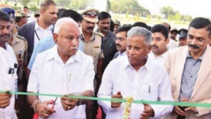 cm bs yediyurappa inaugurates empty exhibition rooms in mysore dasara cm bs yediyurappa inaugurates empty exhibition rooms in mysore dasara
