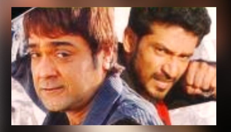 ছবির ছবি দিয়েই শুভেচ্ছা জানালেন টোটা রায় চৌধুরী। তাঁর সঙ্গে করা সিনেমা থেকেই একটি ফ্রেম তুলে উপহার দিলেন টোটা।