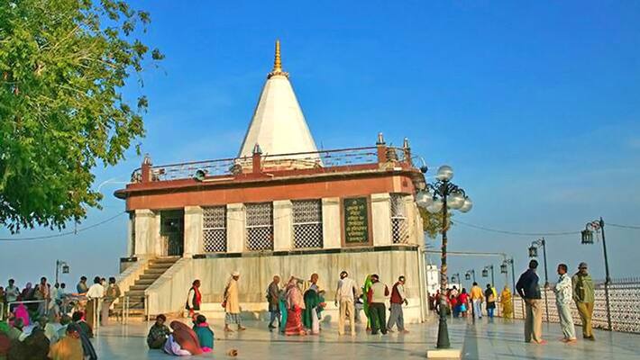 Navratri this is where the only temple of goddess sharda is situated there are many beliefs associated with it Navratri this is where the only temple of goddess sharda is situated there are many beliefs associated with it