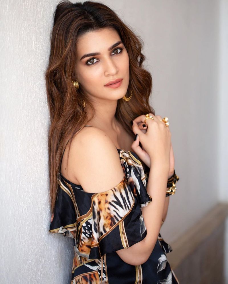(Courtesy: Instagram)ఇక టాలీవుడ్ లో అవకాశాలు కరువవడంతో కృతి బాలీవుడ్ బాట పట్టింది.