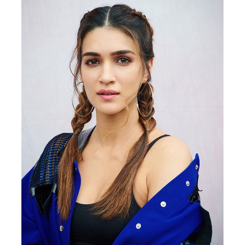 (Courtesy: Instagram) కృతి, సుశాంత్ సింగ్ మధ్య ఏదో జరుగుతున్నట్లు ఇటీవల వార్తలు వచ్చాయి.
