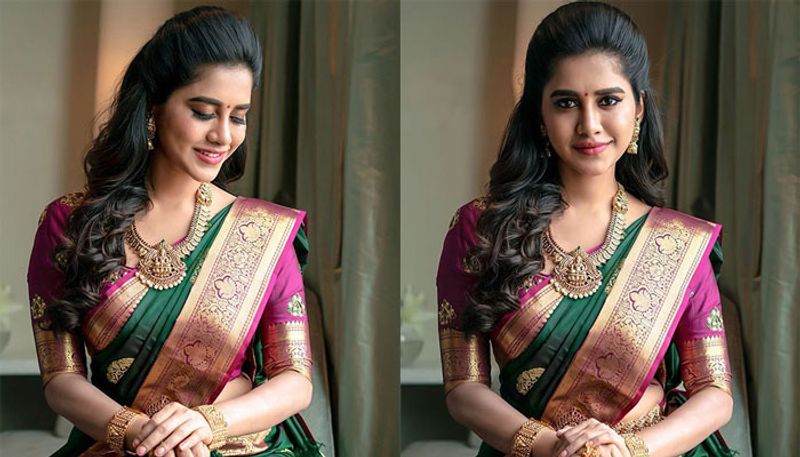 (Courtesy__Instagram) యుంగ్ బ్యూటీ నభా నటేష్ ఇస్మార్ట్ శంకర్ చిత్రంతో కుర్రకారు హృదయాలు కొల్లగొట్టింది.