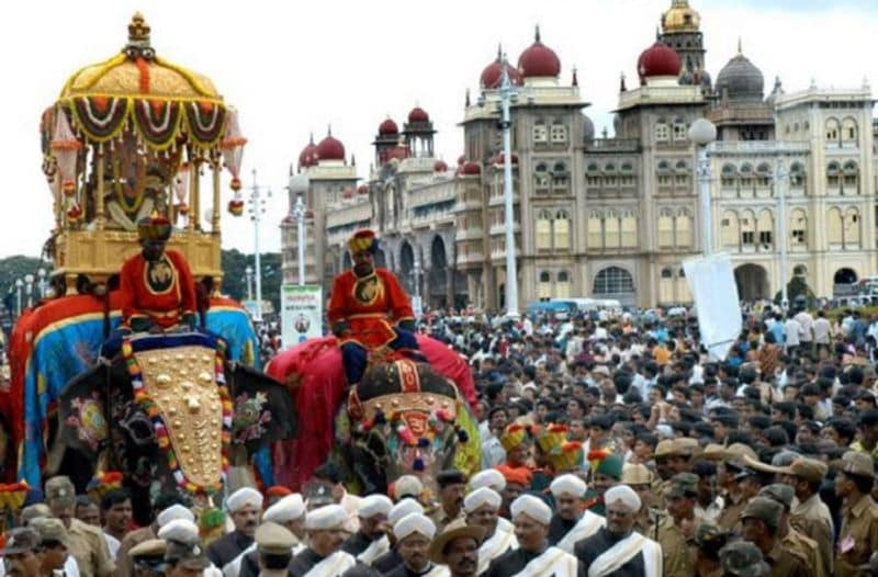 Mysuru Dasara to be low-key due to COVID-19 pandemic: Karnataka CM Yediyurappa-dnm