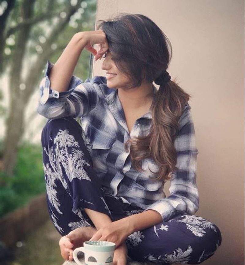 Sandalwood Dimple queen Rachita Ram photo gallery
