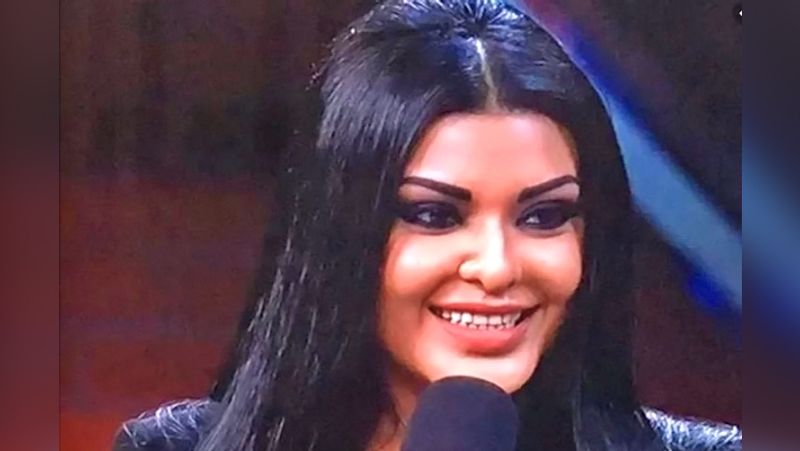 Bigg Boss Contestant Koena Mitra Surgery went Wrong