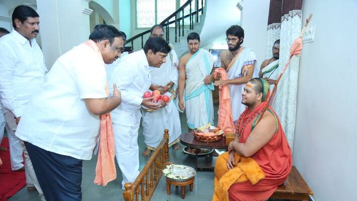 navaratri celebrations in MP captain laxmikantha rao house in hanamkonda navaratri celebrations in MP captain laxmikantha rao house in hanamkonda