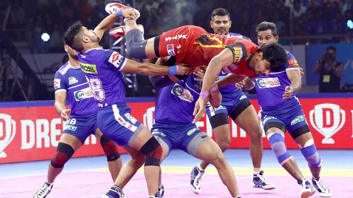 Pro kabaddi Bengaluru Bulls Beat Haryana Steelers and qualified for playoff Pro kabaddi Bengaluru Bulls Beat Haryana Steelers and qualified for playoff