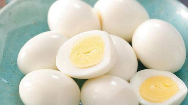 Man in UP takes up challenge to eat 50 eggs dies after eating 41 Man in UP takes up challenge to eat 50 eggs dies after eating 41