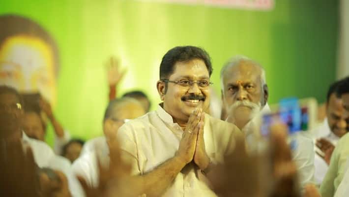 Chief Minister Palanisamy who graduated for the Agricultural Zone Notification...ttv dinakaran Chief Minister Palanisamy who graduated for the Agricultural Zone Notification...ttv dinakaran