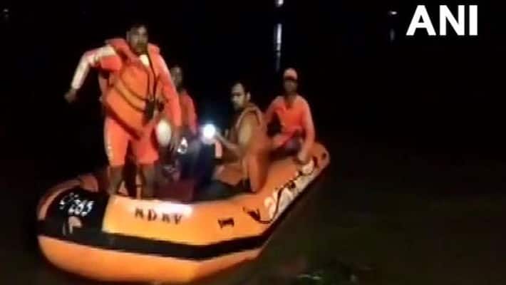 Boat accident in Bihar-West Bengal border, 40 people missing Boat accident in Bihar-West Bengal border, 40 people missing