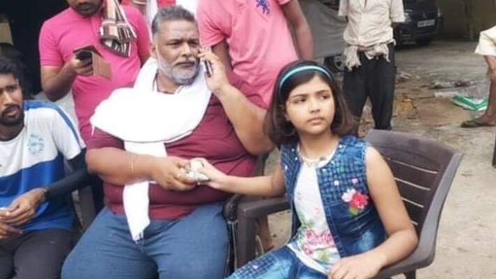 11 years old girl donates rs 11000 from her savings to help people affected by floods in patna 11 years old girl donates rs 11000 from her savings to help people affected by floods in patna
