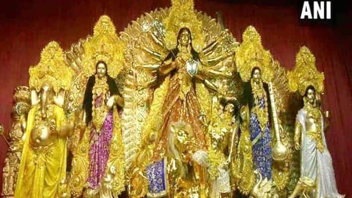 Durga puja committees accuse Kolkata Police of asking them to stop preparations-dbr Durga puja committees accuse Kolkata Police of asking them to stop preparations-dbr