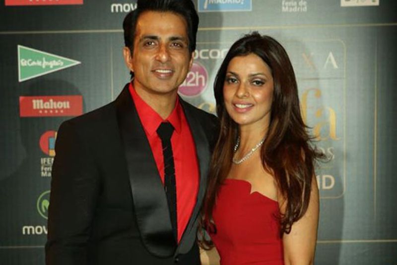 Top Villains of Indian movie and Their Wife