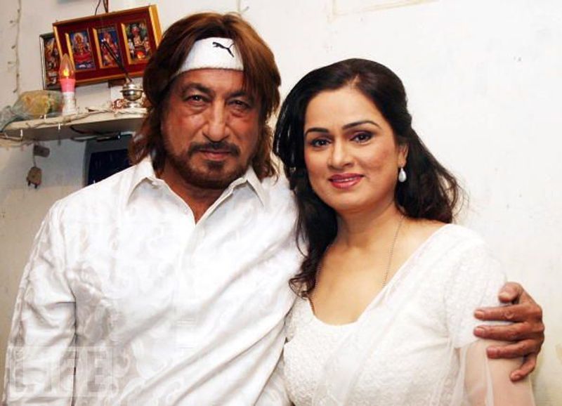 Top Villains of Indian movie and Their Wife