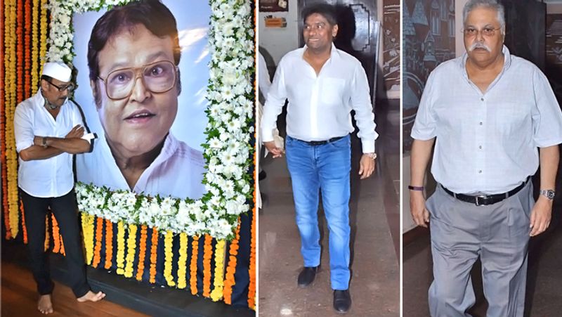 विजू खोटे की प्रेयर मीट में शामिल होने पहुंचे जैकी श्रॉफ, जॉनी लीवर और सतीश शाह।