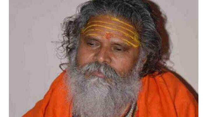 akhara parishad landed in support of swami chinmayanand akhara parishad landed in support of swami chinmayanand