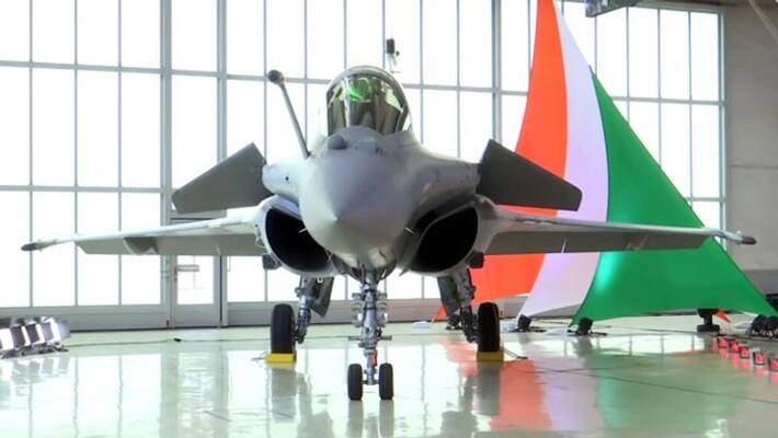 Rajnath sing receives first Rafale jet, perform shashtra puja Rajnath sing receives first Rafale jet, perform shashtra puja