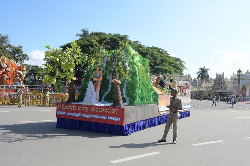 Mysuru dasara 2019 photo gallery of Karnataka districts tablo