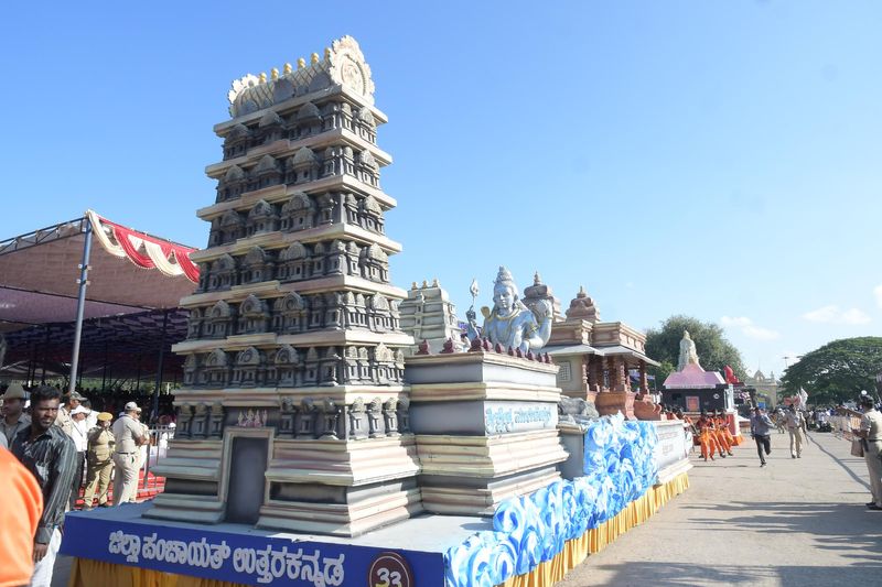 Mysuru dasara 2019 photo gallery of Karnataka districts tablo