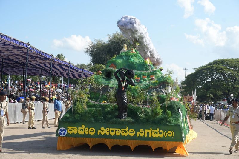 Mysuru dasara 2019 photo gallery of Karnataka districts tablo