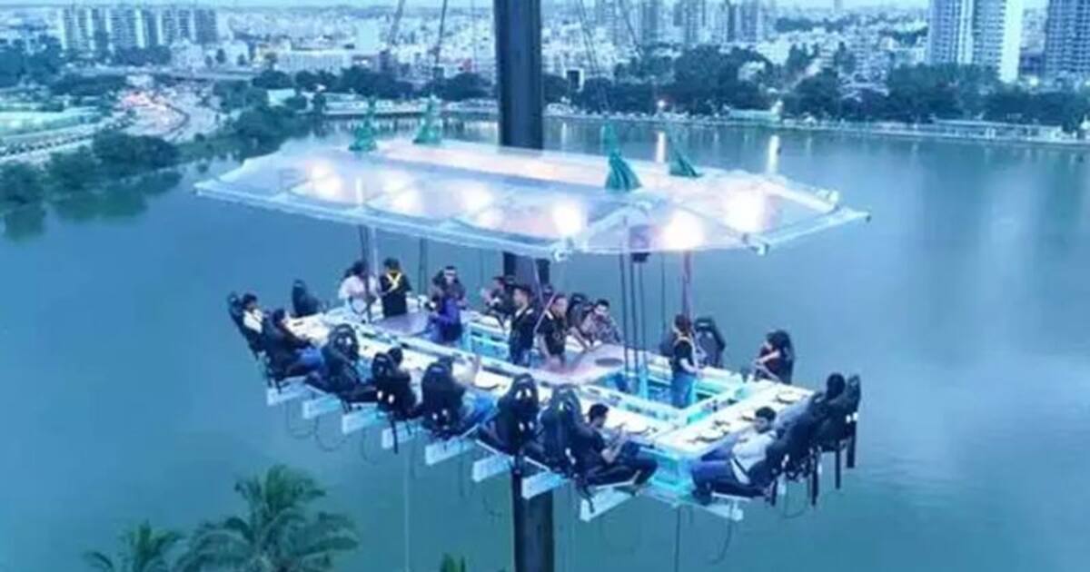 This Fly Dining restaurant in Noida serves food, adventure up in the air