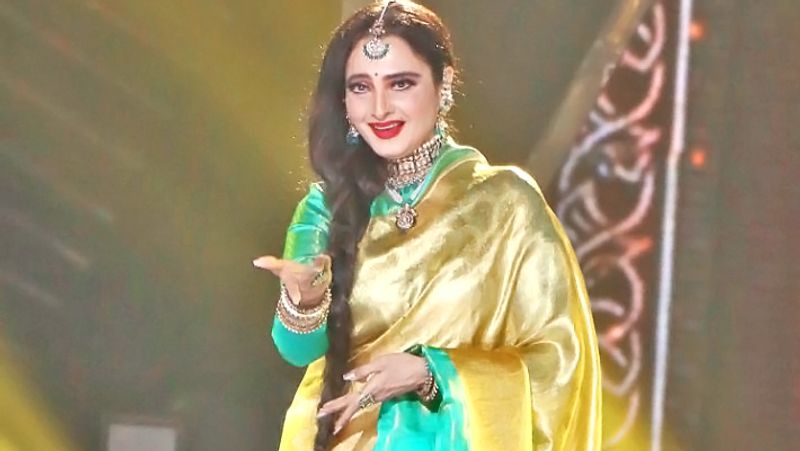 From makeup obsession to dubbing for actresses little known facts about Rekha