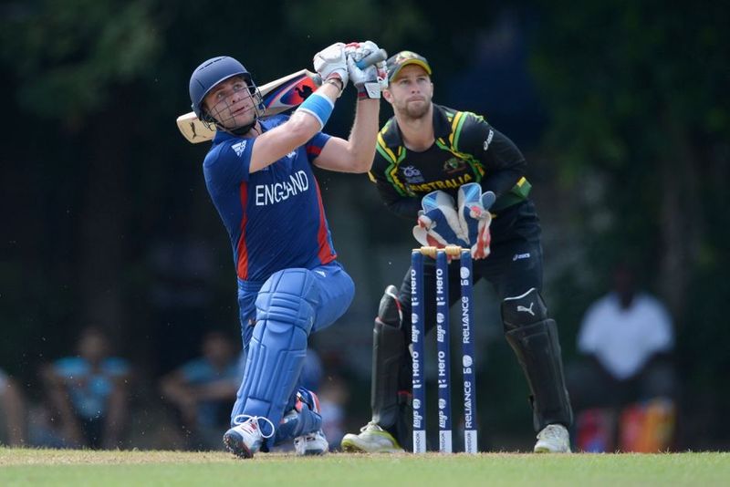 Pakistan cricketer Umar Akmal levels the record of Tillakaratne Dilshan of most ducks in T20Is