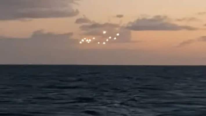 Mysterious glowing orbs seen off North Carolina coast Mysterious glowing orbs seen off North Carolina coast