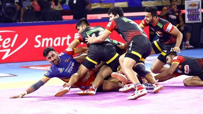 Pro Kabaddi 2019 UP Yoddha beat Bengaluru Bulls in final home match of the season Pro Kabaddi 2019 UP Yoddha beat Bengaluru Bulls in final home match of the season