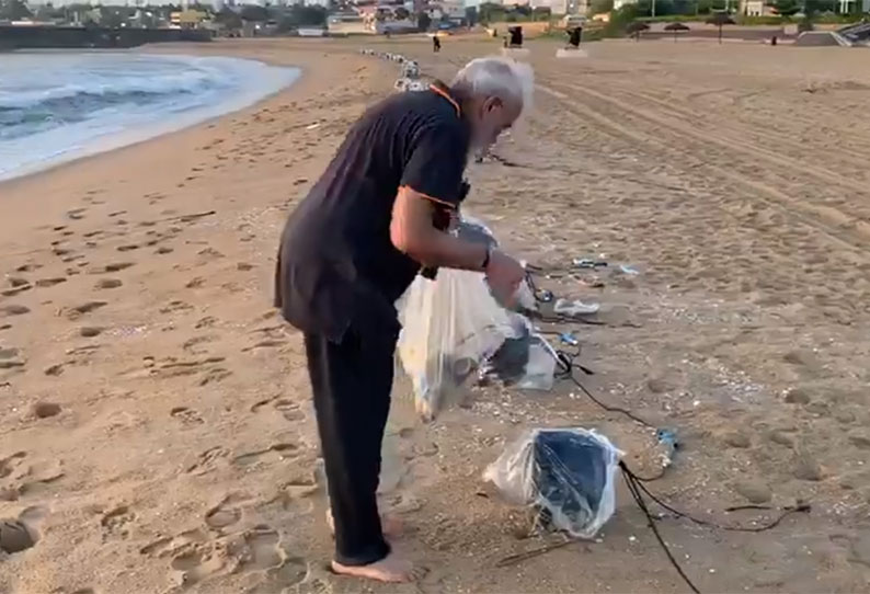 modi clean the mamallapuram sea shore modi clean the mamallapuram sea shore