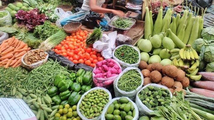 Market in football ground high court issues notice to Mangalore City Corporation Market in football ground high court issues notice to Mangalore City Corporation