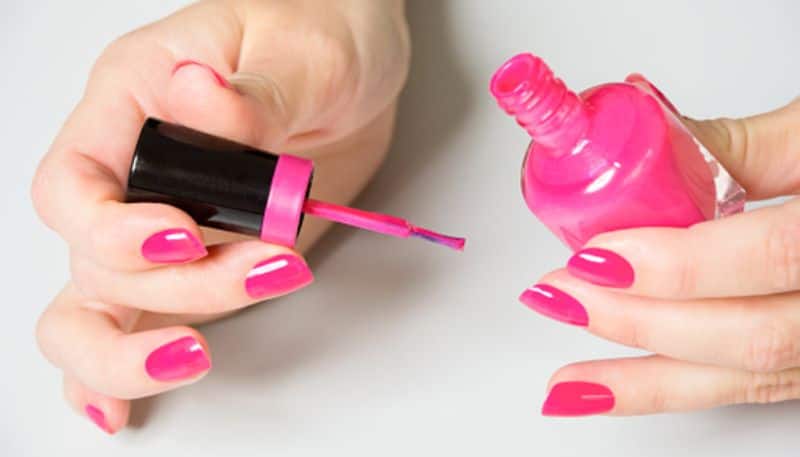 Easy tips for manicure at home: Get strong, pretty and perfect nails while you spend less-dnm