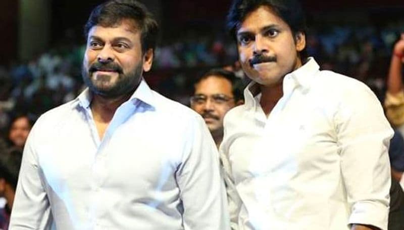 అమరావతి: తమ్ముడు పవన్ కల్యాణ్ ఆంధ్రప్రదేశ్ ముఖ్యమంత్రి వైఎస్ జగన్మోహన్ రెడ్డిపై పోరాటం చేస్తున్నారు. ఆ స్థితిలో మెగాస్టార్ చిరంజీవి వైఎస్ జగన్ తో భేటీ కాబోతున్నారు. ఇది ఒక రకంగా ఆశ్చర్యం కలిగించే విషయమే. పవన్ కల్యాణ్ తనపై పోరాటం చేస్తున్న తరుణంలో చిరంజీవికి జగన్ అపాయింట్ మెంట్ ఇవ్వడం కూడా ఆశ్చర్యకరమైన విషయమే.