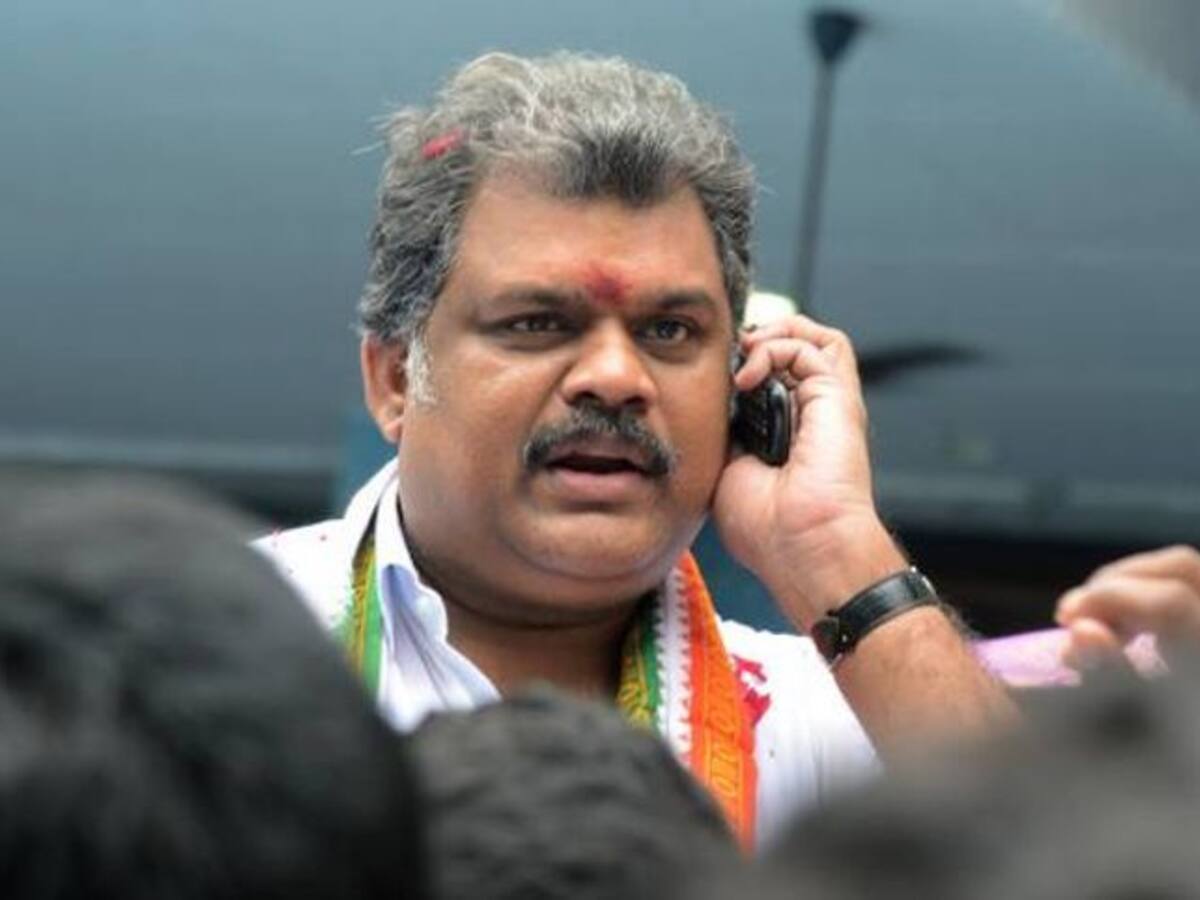 பாஜகவுக்கு தமிழகத்தில் ஒரு எம்எல்ஏ கூட இல்லை... அவர்கள் தயவால் நான்  இல்லை...!! எகிறி அடித்த வாசன்..!! | Tamil manila congress leader gk vasan  slapped bjp regarding mp seat