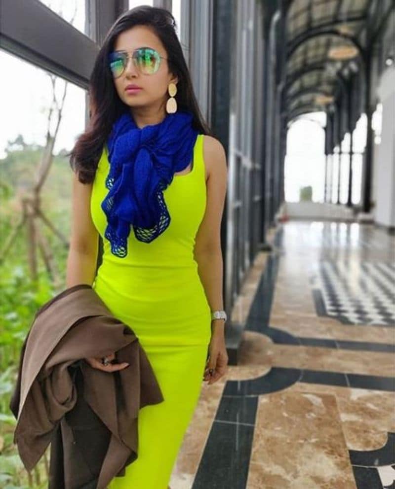 <p>তবে টলিউডের এই সেলেব এখনও ব্যাচেলার। বিয়ের ফুল ফোঁটেনি এখনও। তবে টলিউডে সব থেকে বেশি পছন্দ কাকে। </p>