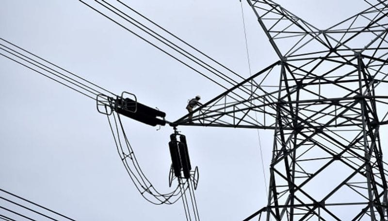 Electricity employees work not recognised in corona time